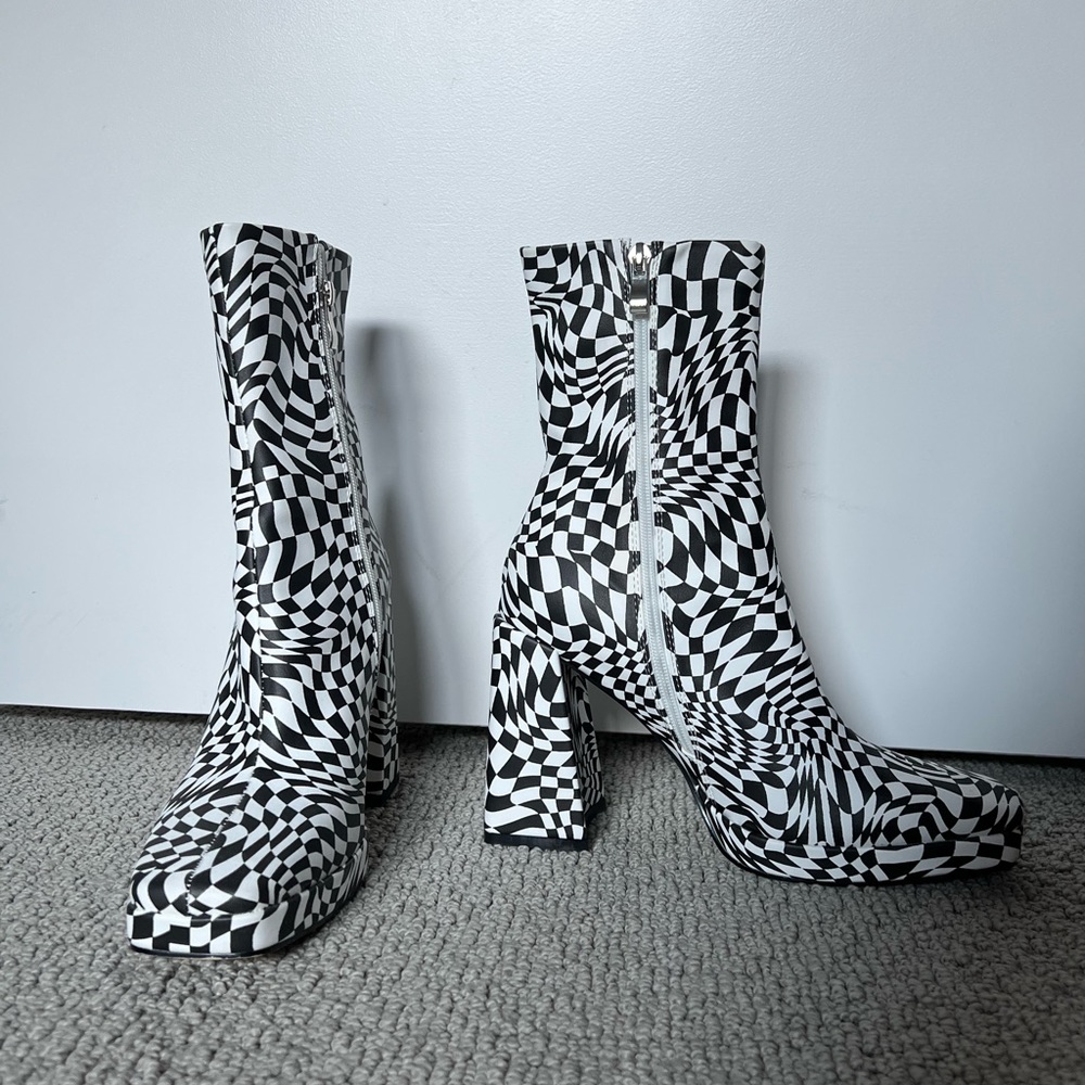 Checkerboard Sock Boots US size 9